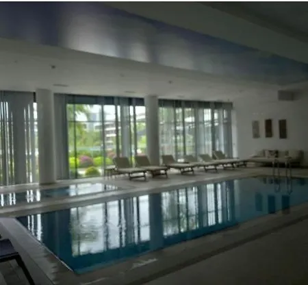 Comfy, Luxury Flat For Ages Apartman